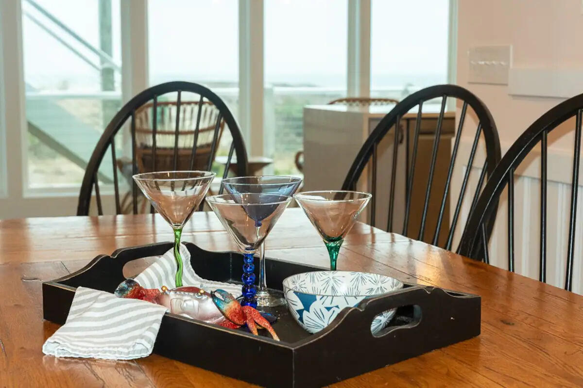 Drinks served at the dining table